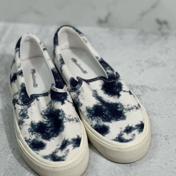 Madewell Sidewalk Slip-On Sneakers in Tie-Dye Recycled Canvas - Picture 4 of 12